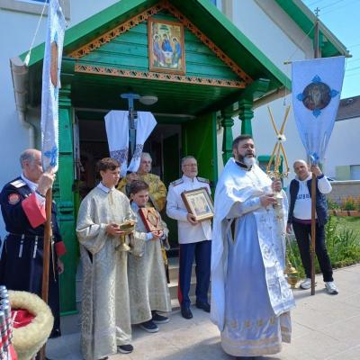 Photo paques 2025 entree eglise